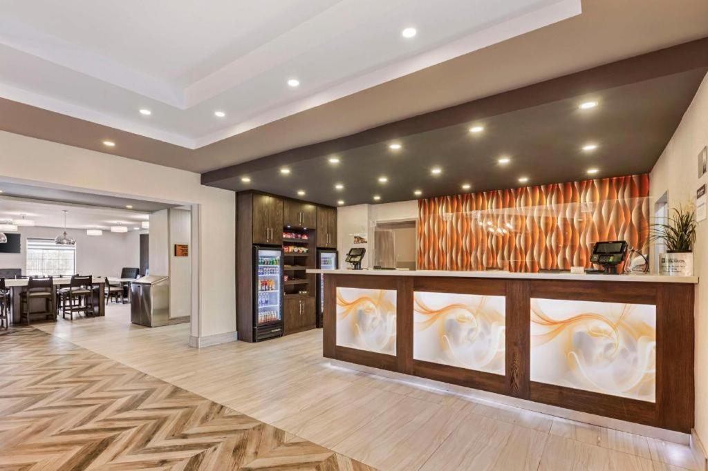 Western Executive Hotel